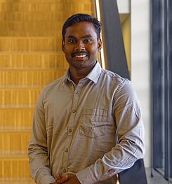  Dr. Venkadesh Balakrishnan